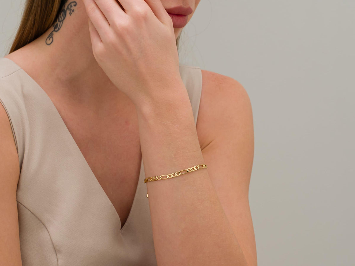 Gold Figaro Chain Bracelet ,Gold Chain Bracelet for Women, Gold Filled Bracelet, Stacking Everyday Bracelet, Vintage Style Bracelet