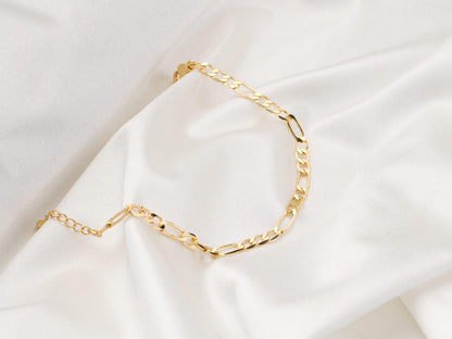 Gold Figaro Chain Bracelet ,Gold Chain Bracelet for Women, Gold Filled Bracelet, Stacking Everyday Bracelet, Vintage Style Bracelet